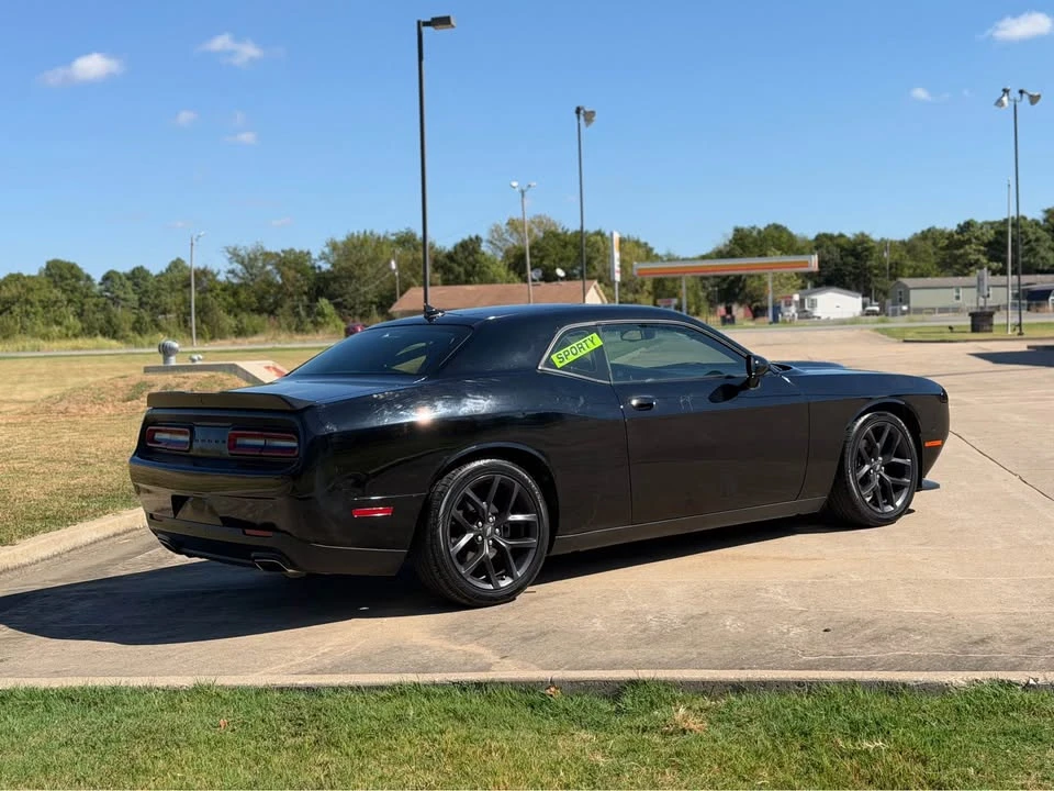 2021 Dodge Challenger 3rd Gen - Image 5 of 11