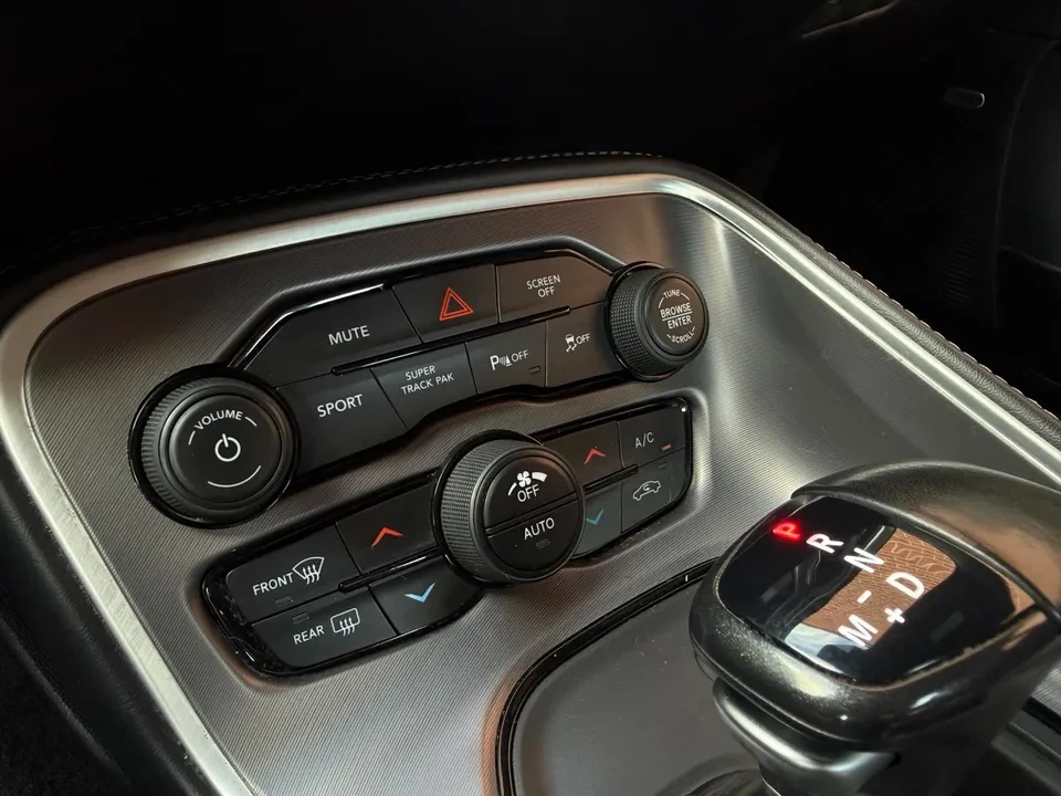 2021 Dodge Challenger 3rd Gen - Image 9 of 15
