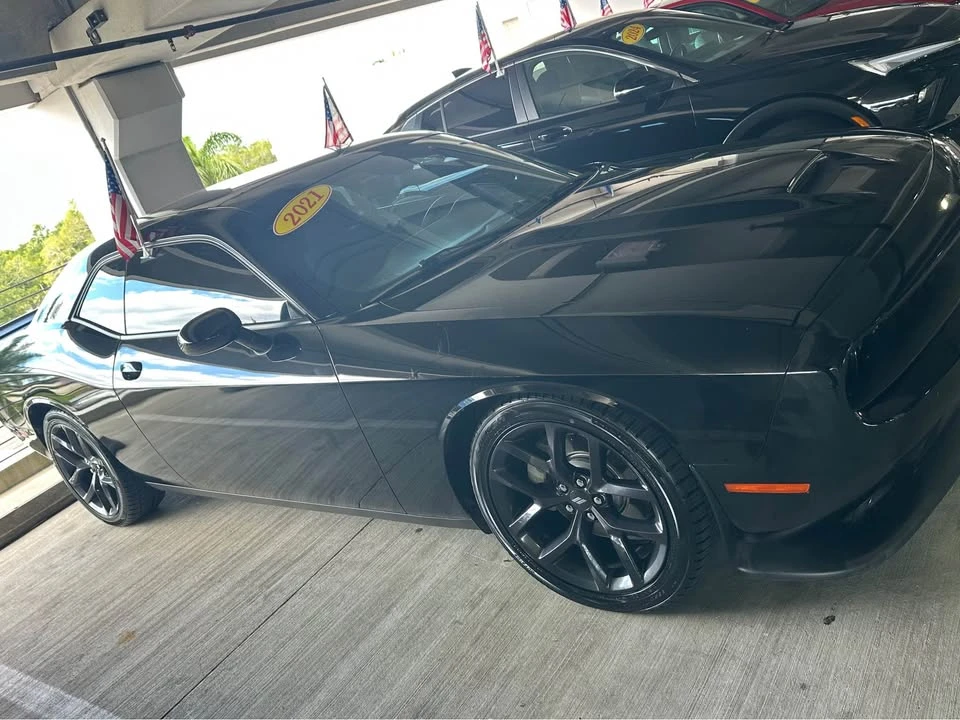 2021 Dodge Challenger 3rd Gen - Image 2 of 9