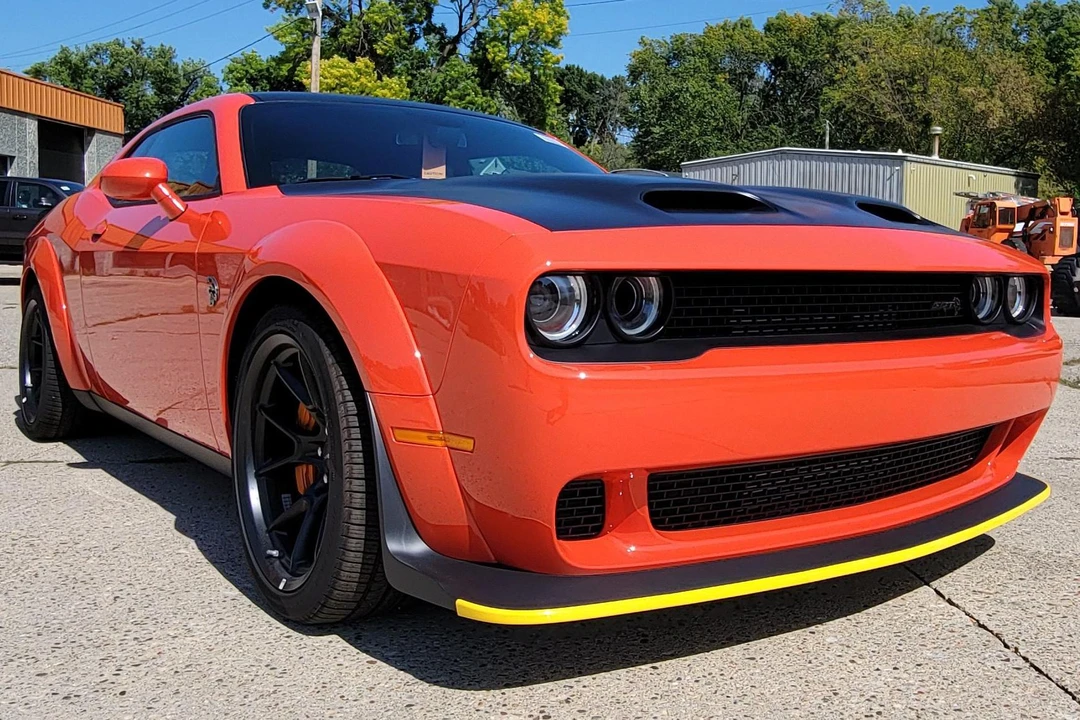 2021 Dodge Challenger SRT Hellcat 3rd Gen - Image 19 of 31
