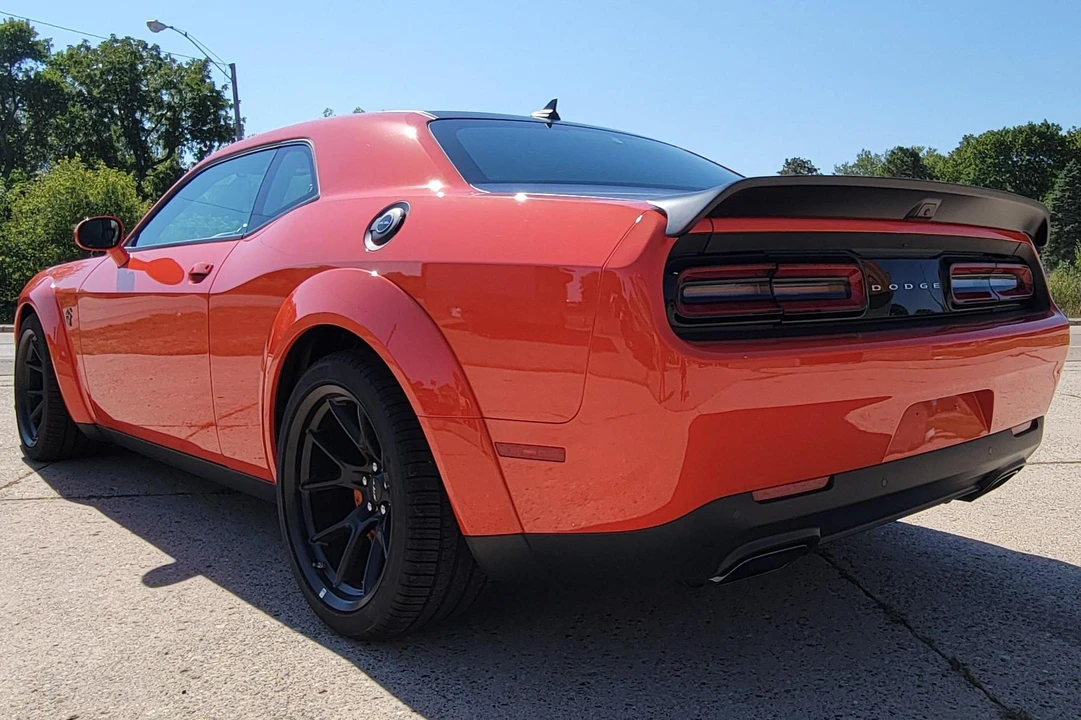 2021 Dodge Challenger SRT Hellcat 3rd Gen - Image 4 of 31
