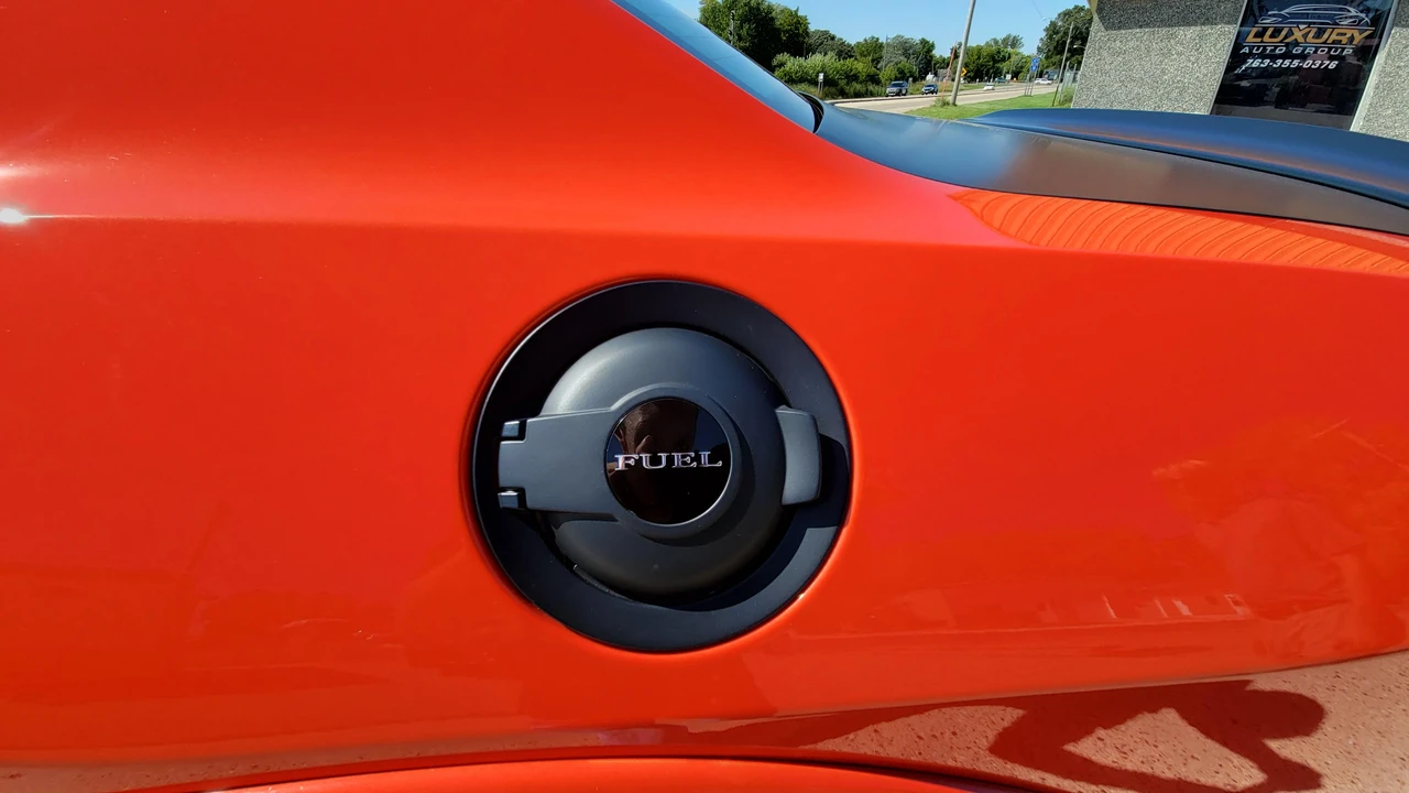2021 Dodge Challenger SRT Hellcat 3rd Gen - Image 28 of 31