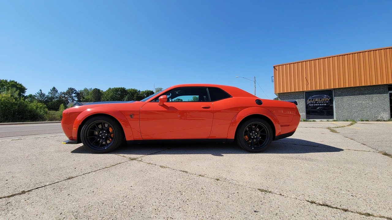 2021 Dodge Challenger SRT Hellcat 3rd Gen - Image 14 of 31