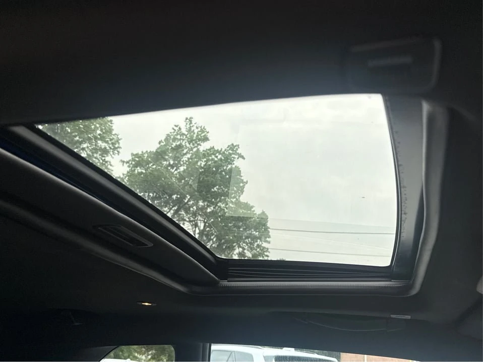 2021 Dodge Challenger 3rd Gen - Image 19 of 20