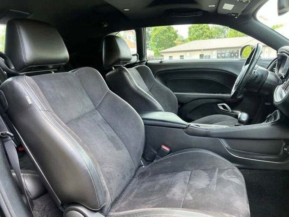 2021 Dodge Challenger 3rd Gen - Image 17 of 20