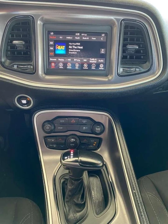2021 Dodge Challenger 3rd Gen - Image 15 of 17