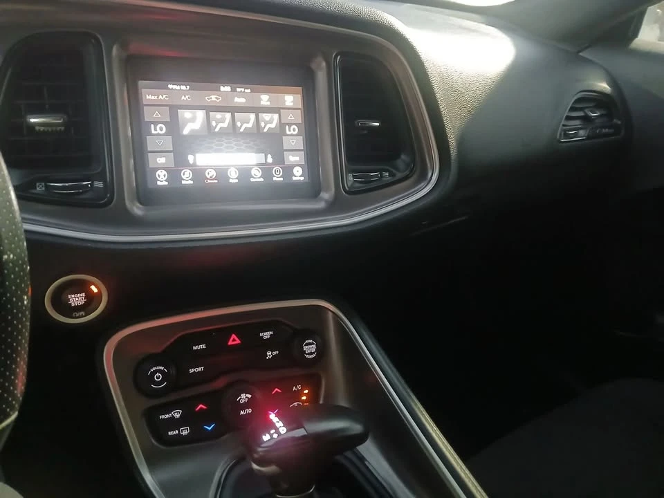 2021 Dodge Challenger 3rd Gen - Image 18 of 19