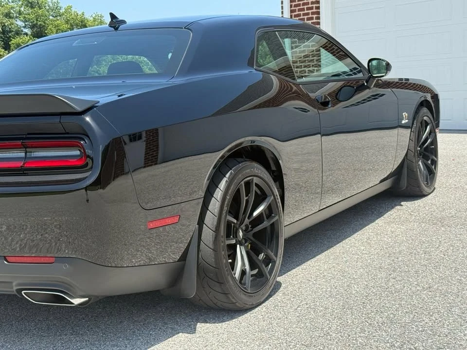 2021 Dodge Challenger 3rd Gen - Image 16 of 20