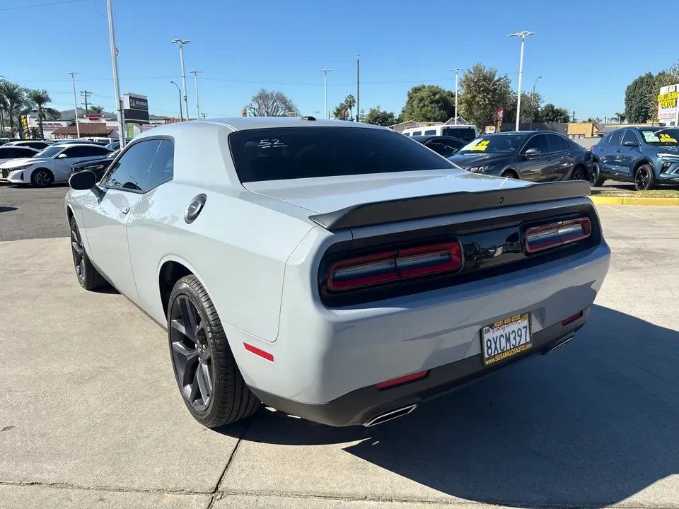 2021 Dodge Challenger 3rd Gen - Image 5 of 19