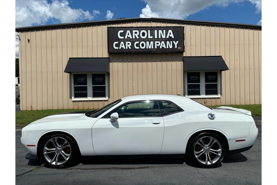2021 Dodge Challenger 3rd Gen - Image 2 of 20