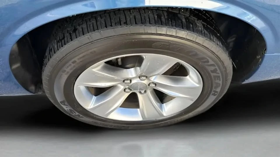 2021 Dodge Challenger 3rd Gen - Image 14 of 20
