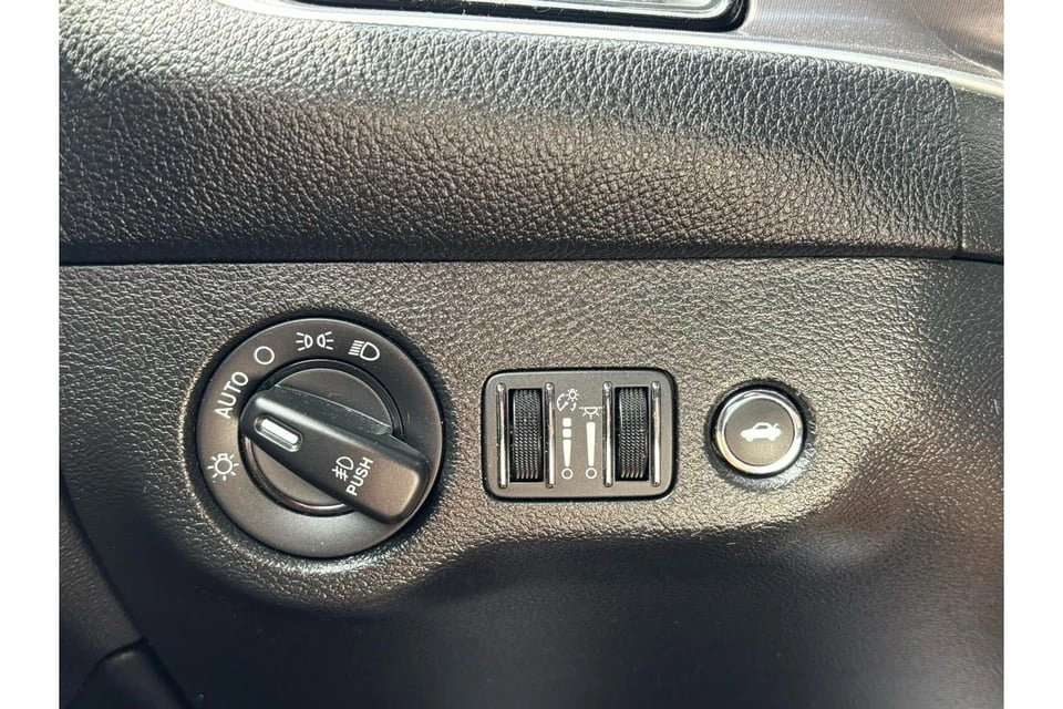 2021 Dodge Challenger 3rd Gen - Image 18 of 20