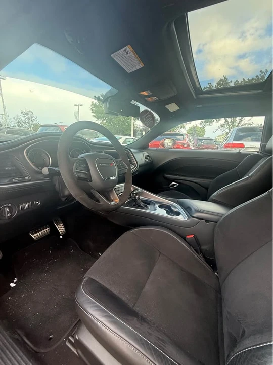 2021 Dodge Challenger 3rd Gen - Image 9 of 12