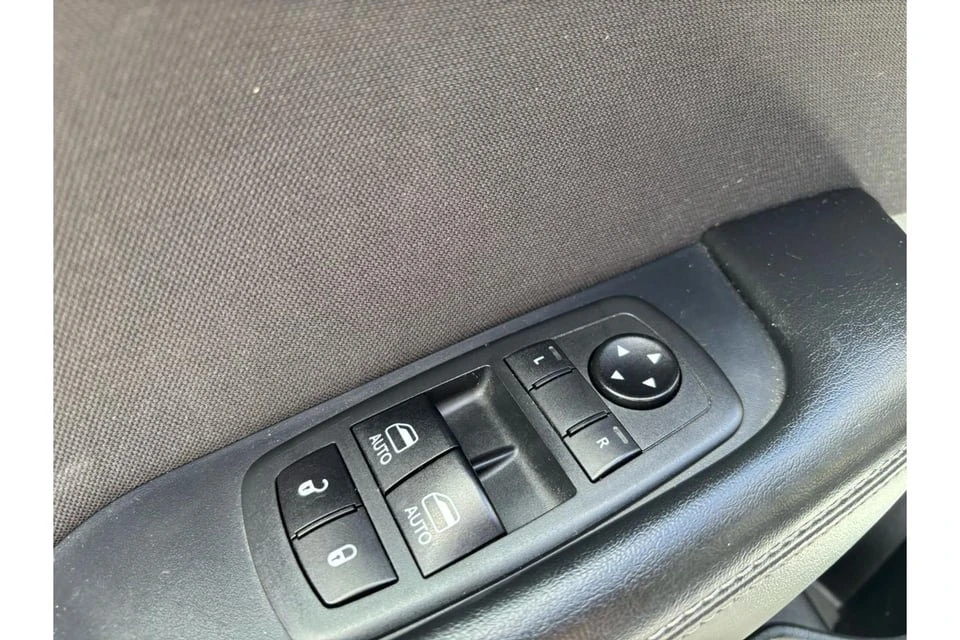 2021 Dodge Challenger 3rd Gen - Image 13 of 20