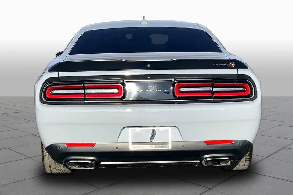 2021 Dodge Challenger 3rd Gen - Image 5 of 15