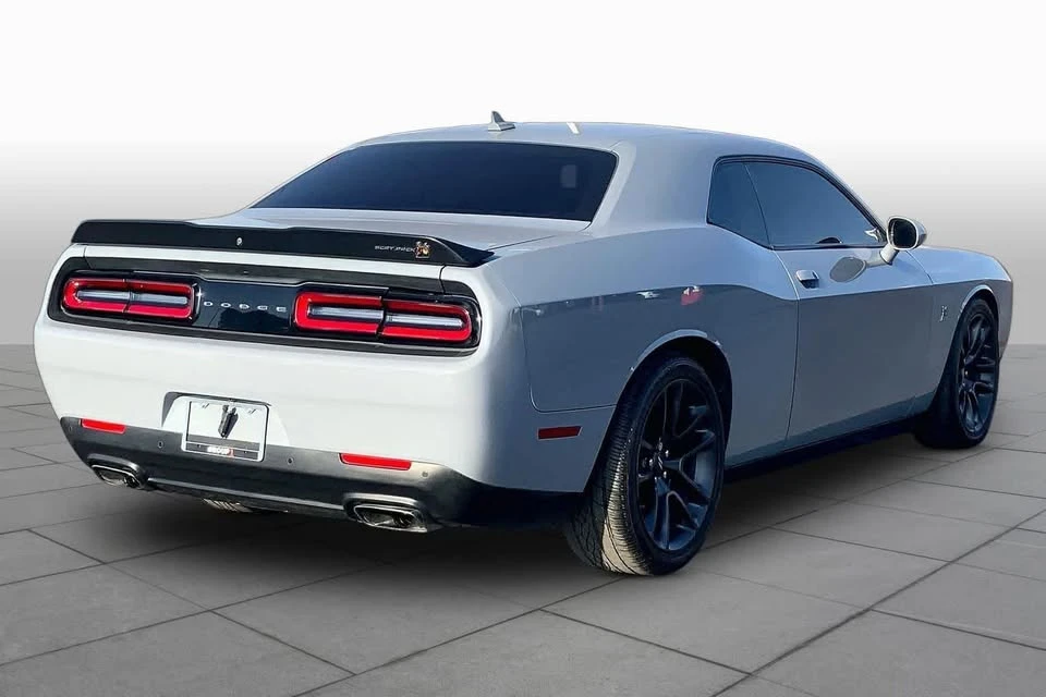 2021 Dodge Challenger 3rd Gen - Image 13 of 15