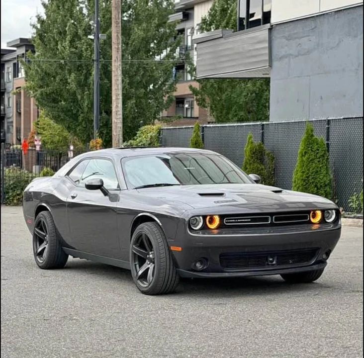 2021 Dodge Challenger 3rd Gen - Image 2 of 6