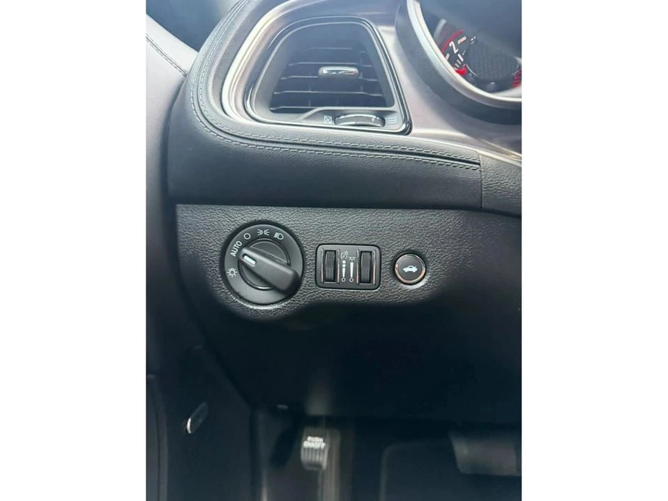 2021 Dodge Challenger 3rd Gen - Image 17 of 20