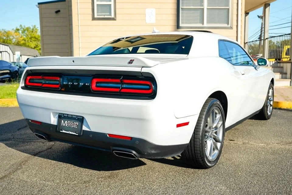 2021 Dodge Challenger 3rd Gen - Image 5 of 18