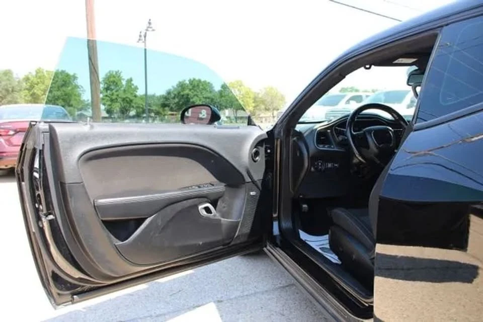 2021 Dodge Challenger 3rd Gen - Image 10 of 17