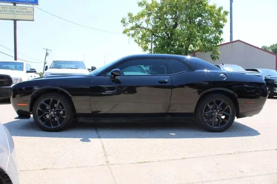 2021 Dodge Challenger 3rd Gen - Image 7 of 17