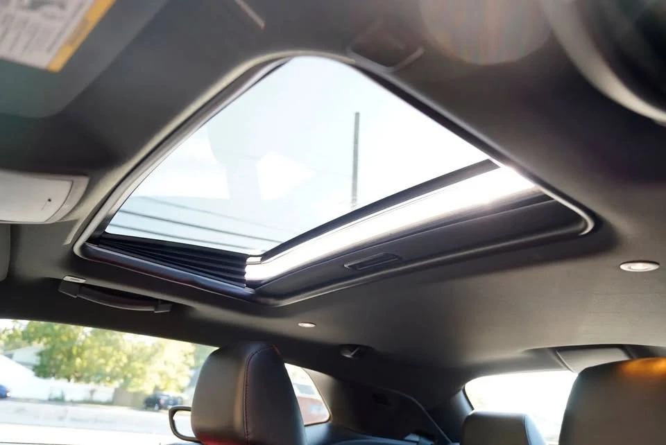 2021 Dodge Challenger 3rd Gen - Image 18 of 18