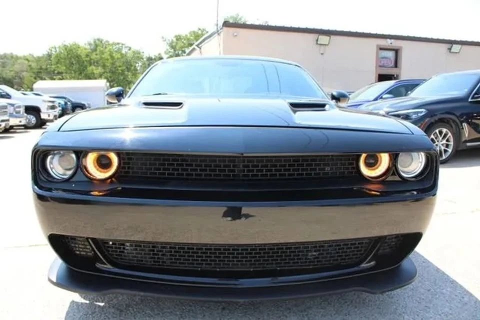 2021 Dodge Challenger 3rd Gen - Image 9 of 17