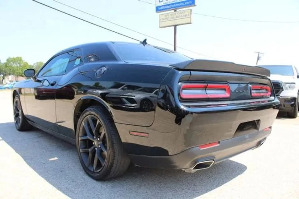 2021 Dodge Challenger 3rd Gen - Image 6 of 17