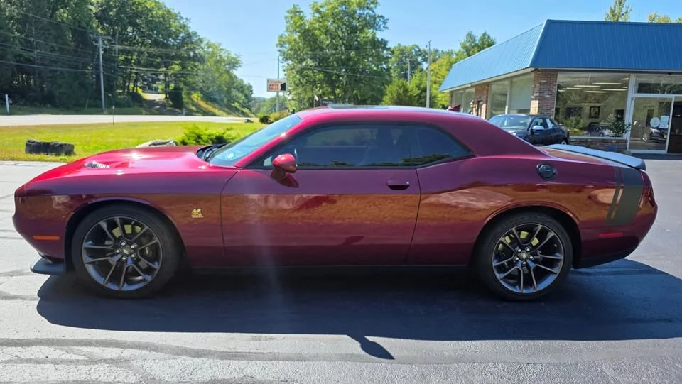2021 Dodge Challenger 3rd Gen - Image 2 of 20