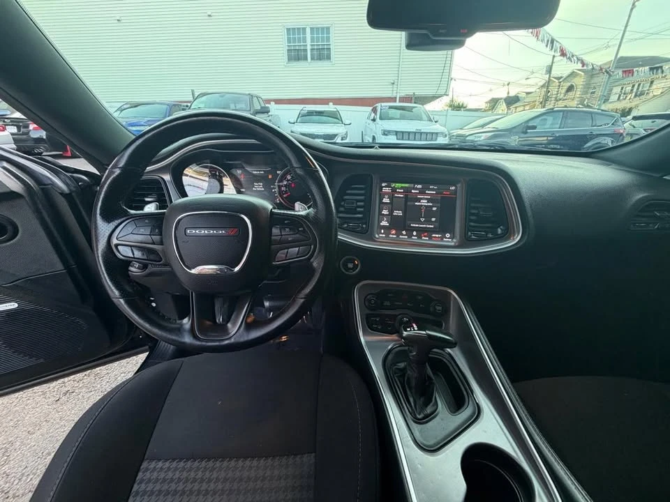 2021 Dodge Challenger 3rd Gen - Image 15 of 20
