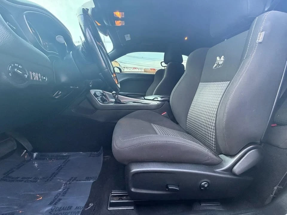 2021 Dodge Challenger 3rd Gen - Image 13 of 20