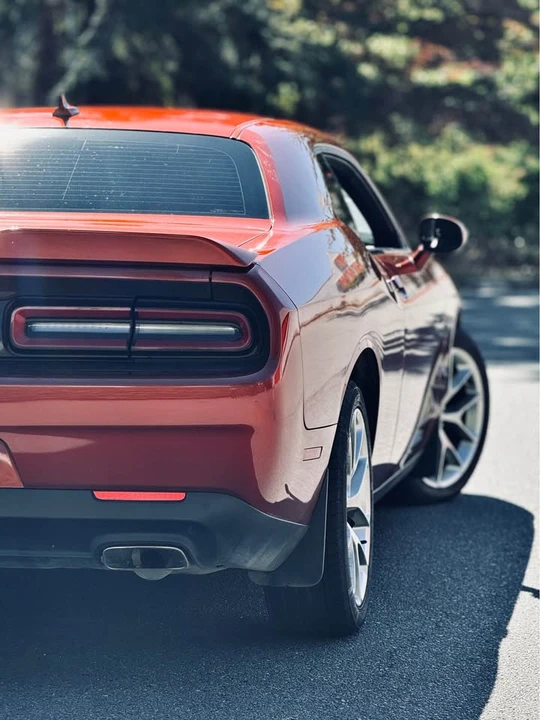 2021 Dodge Challenger 3rd Gen - Image 9 of 12