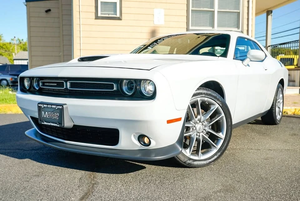 2021 Dodge Challenger 3rd Gen - Image 9 of 18