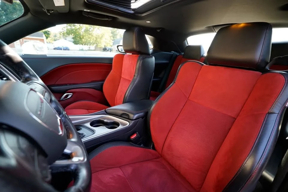 2021 Dodge Challenger 3rd Gen - Image 16 of 18