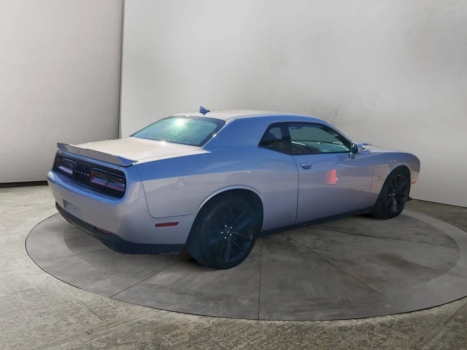 2021 Dodge Challenger 3rd Gen - Image 4 of 10