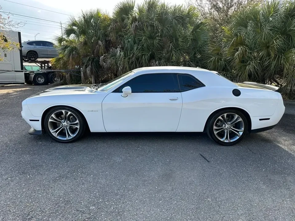 2021 Dodge Challenger - Image 17 of 20
