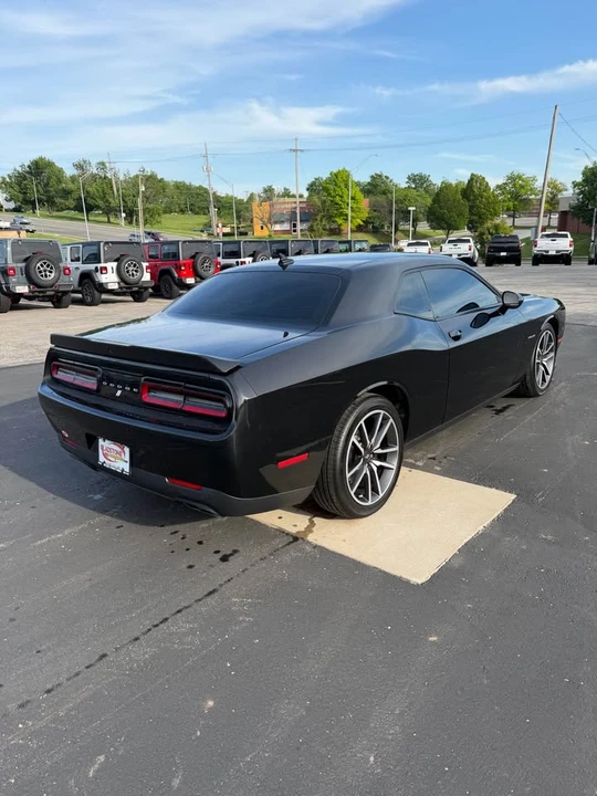 2021 Dodge Challenger 3rd Gen - Image 7 of 15