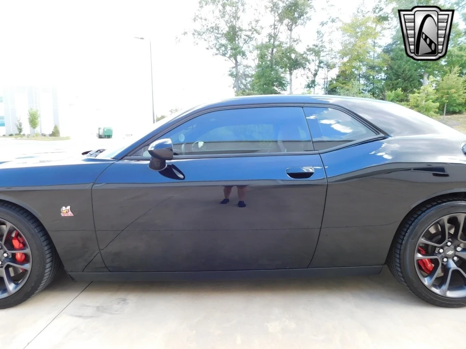 2021 Dodge Challenger 3rd Gen - Image 8 of 12