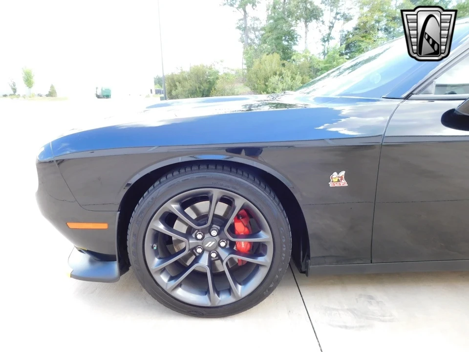 2021 Dodge Challenger 3rd Gen - Image 7 of 12