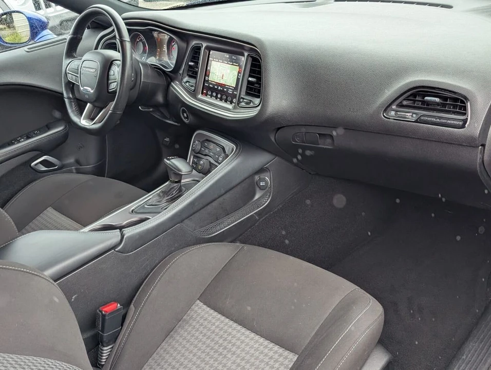 2021 Dodge Challenger 3rd Gen - Image 15 of 21