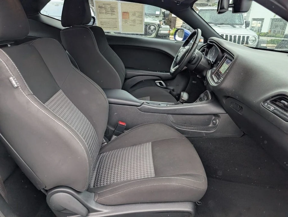 2021 Dodge Challenger 3rd Gen - Image 16 of 21