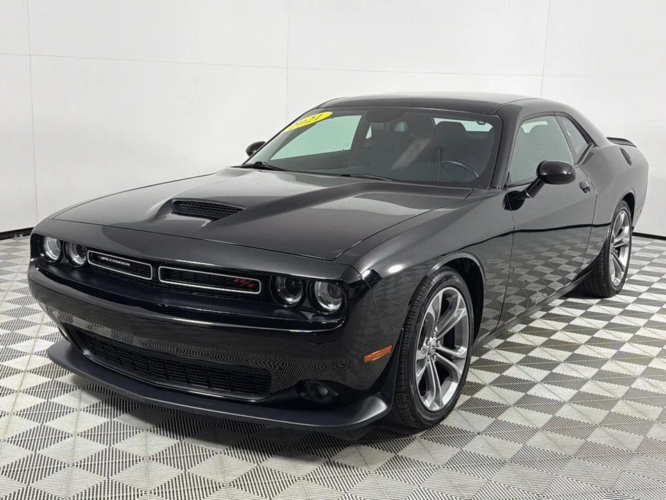 2021 Dodge Challenger 3rd Gen - Image 9 of 12