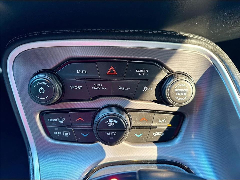 2021 Dodge Challenger 3rd Gen - Image 15 of 21