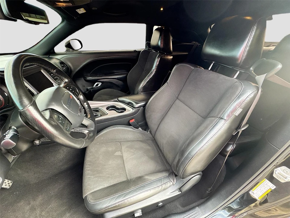 2021 Dodge Challenger 3rd Gen - Image 12 of 13