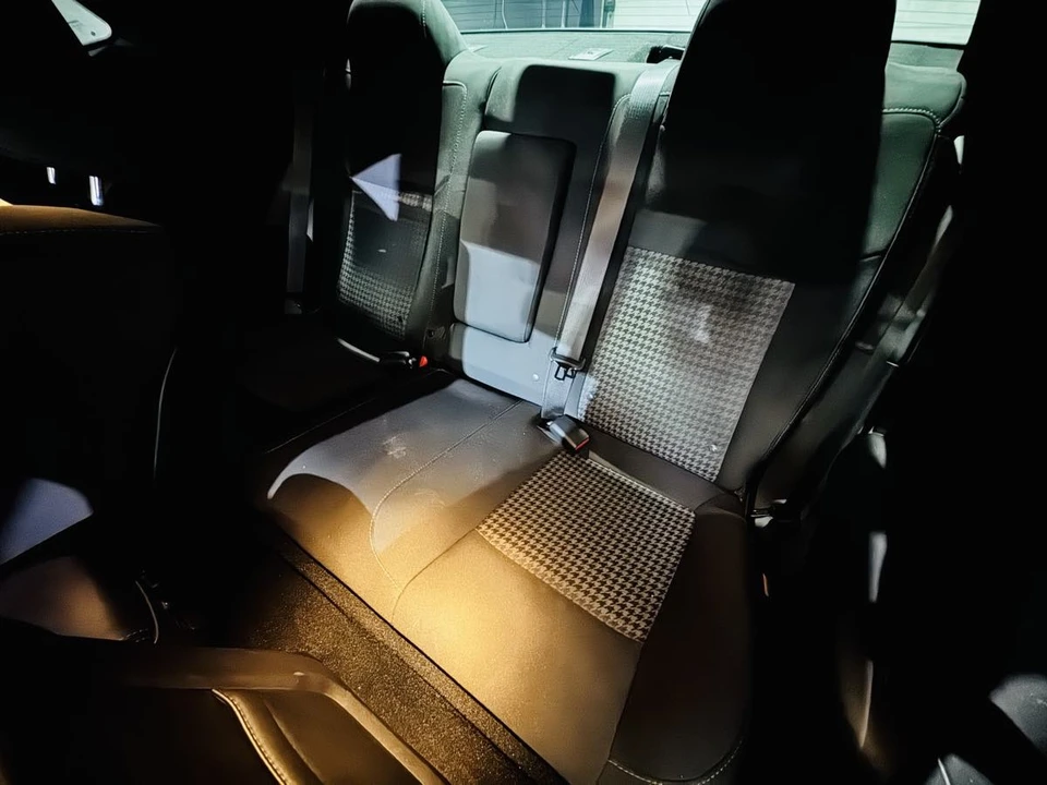 2021 Dodge Challenger 3rd Gen - Image 21 of 26