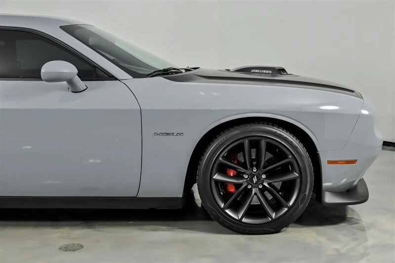 2021 Dodge Challenger 3rd Gen - Image 15 of 21