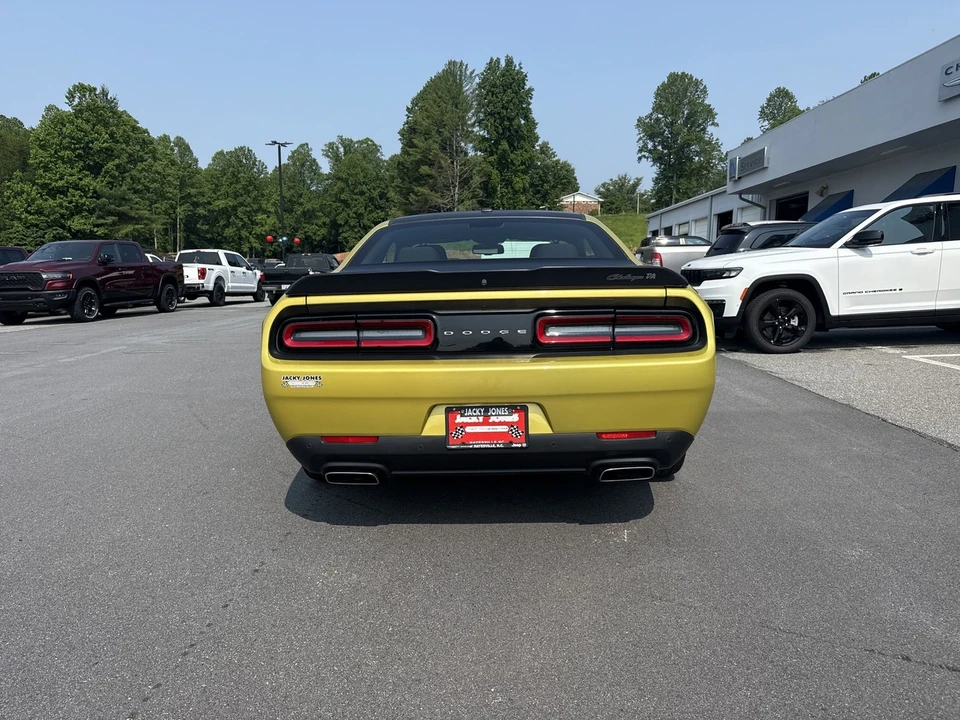 2021 Dodge Challenger 3rd Gen - Image 8 of 12
