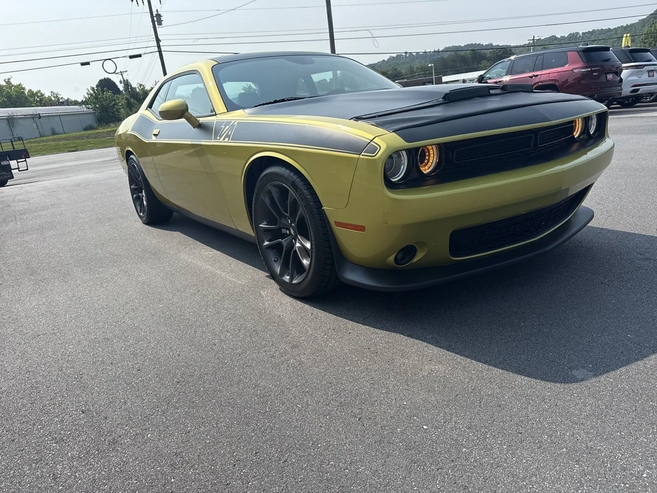 2021 Dodge Challenger 3rd Gen - Image 4 of 12