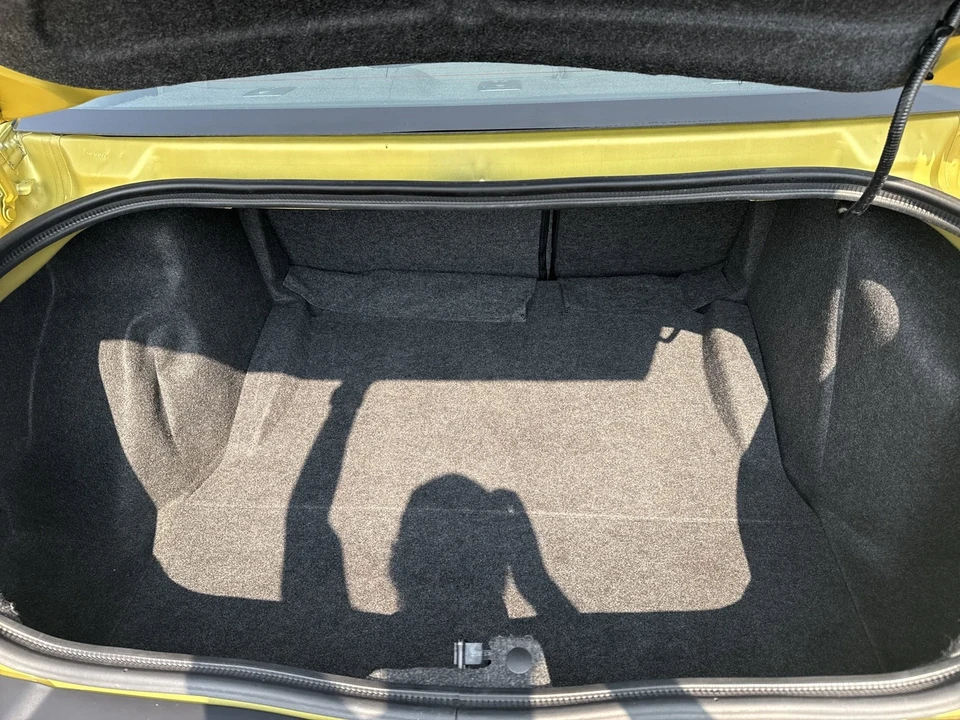 2021 Dodge Challenger 3rd Gen - Image 15 of 16