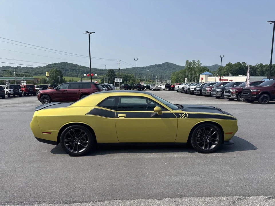 2021 Dodge Challenger 3rd Gen - Image 7 of 12